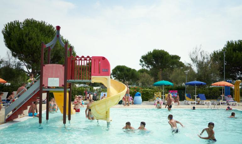 campinglido da ferier-p-standplads-i-bibione-i-camping-village-ved-havet-speciel-weekend 017