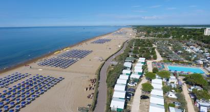 campinglido en weekend-in-may-in-a-mobile-home-in-bibione-on-a-campsite-with-pool 036